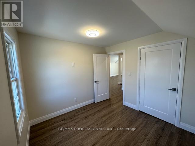 1- 213 Pine Street, Whitby, ON photo 28