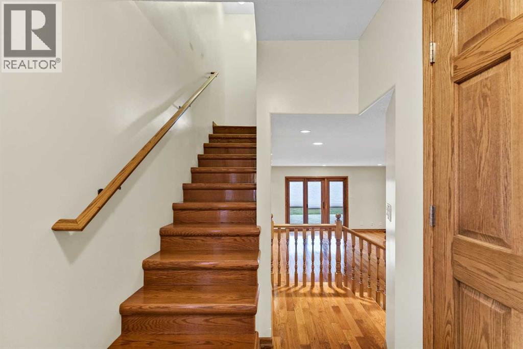 126 8 Avenue E - 7