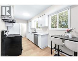 Bedroom - 506 Lonelm Court Unit# A, Waterloo, ON N2L5E1 Photo 8