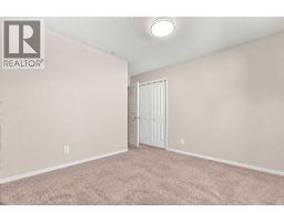 Kitchen - 95 Rundleson Way Ne, Calgary, AB T1Y3H7 Photo 13