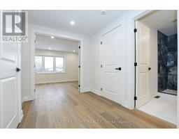 8 Hill Drive, Aurora, ON L4G3A6 Photo 13