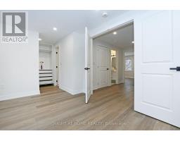8 Hill Drive, Aurora, ON L4G3A6 Photo 15