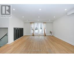 Family room - 8 Hill Drive, Aurora, ON L4G3A6 Photo 7