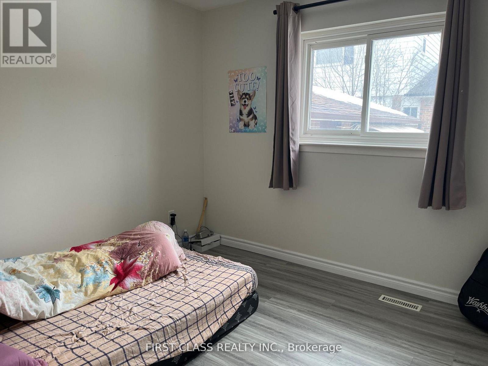 14 PRINGLE AVENUE - 6