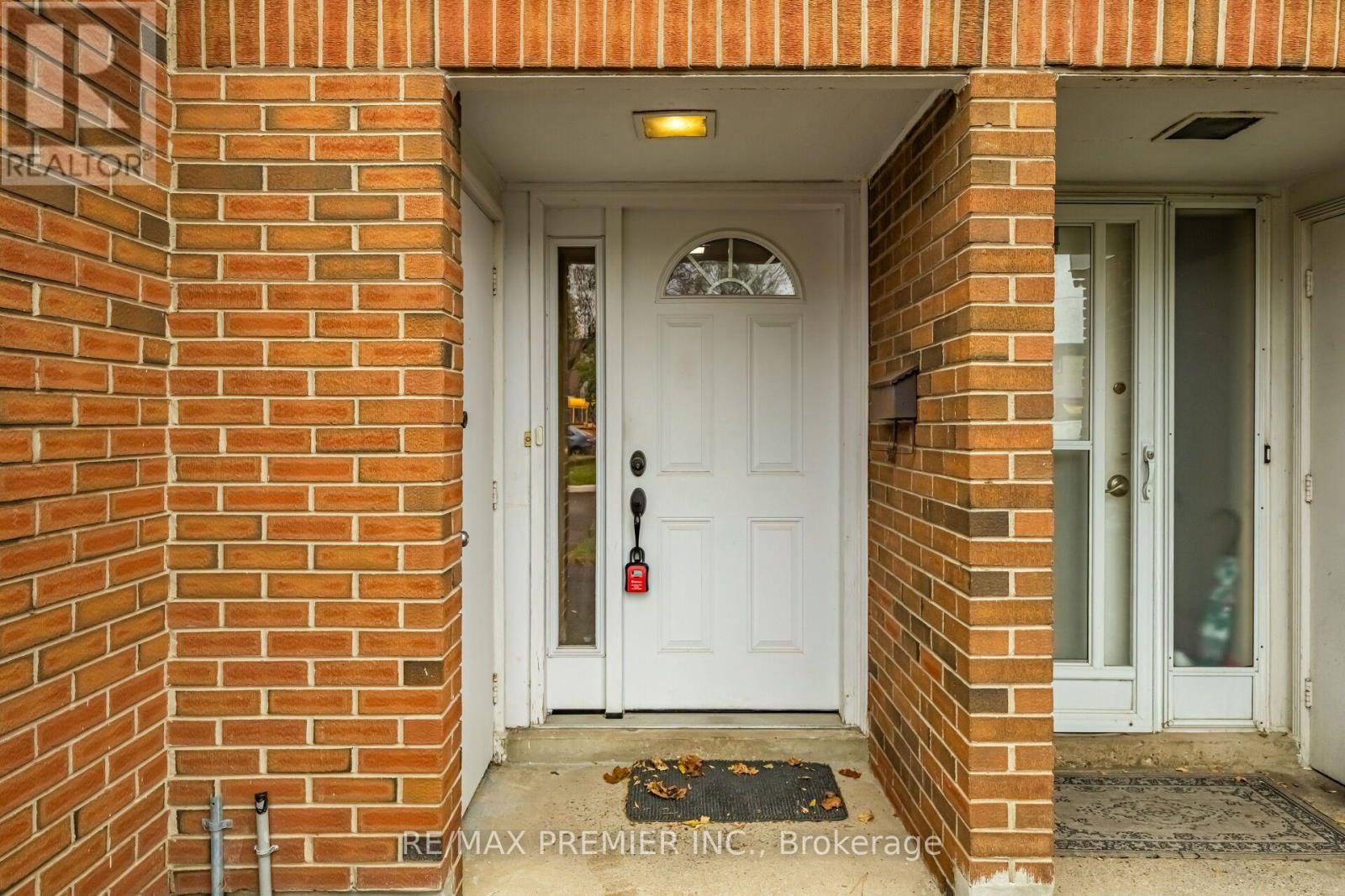 Unit 5- 3 Kendleton Drive, Toronto, ON photo 10