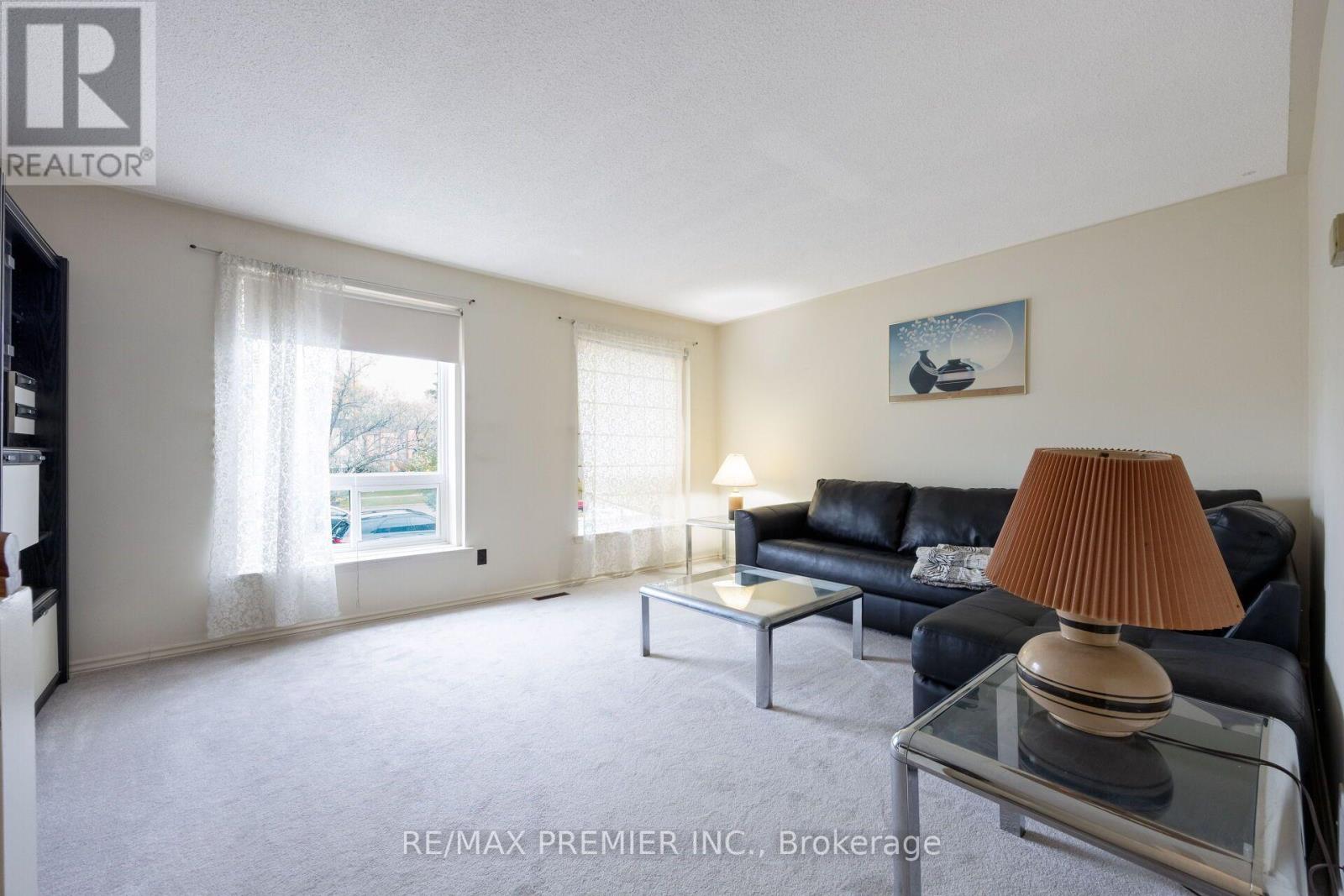 Unit 5- 3 Kendleton Drive, Toronto, ON photo 13