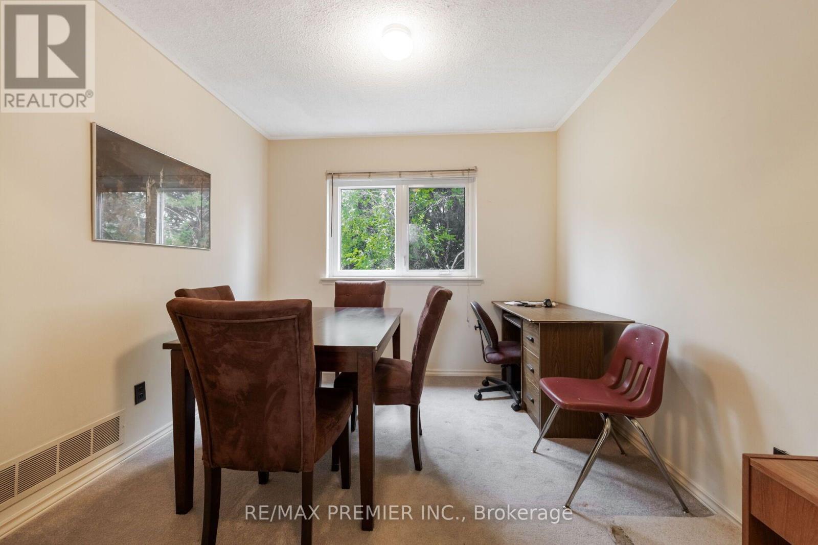 #UNIT 5 3 KENDLETON DRIVE - 19