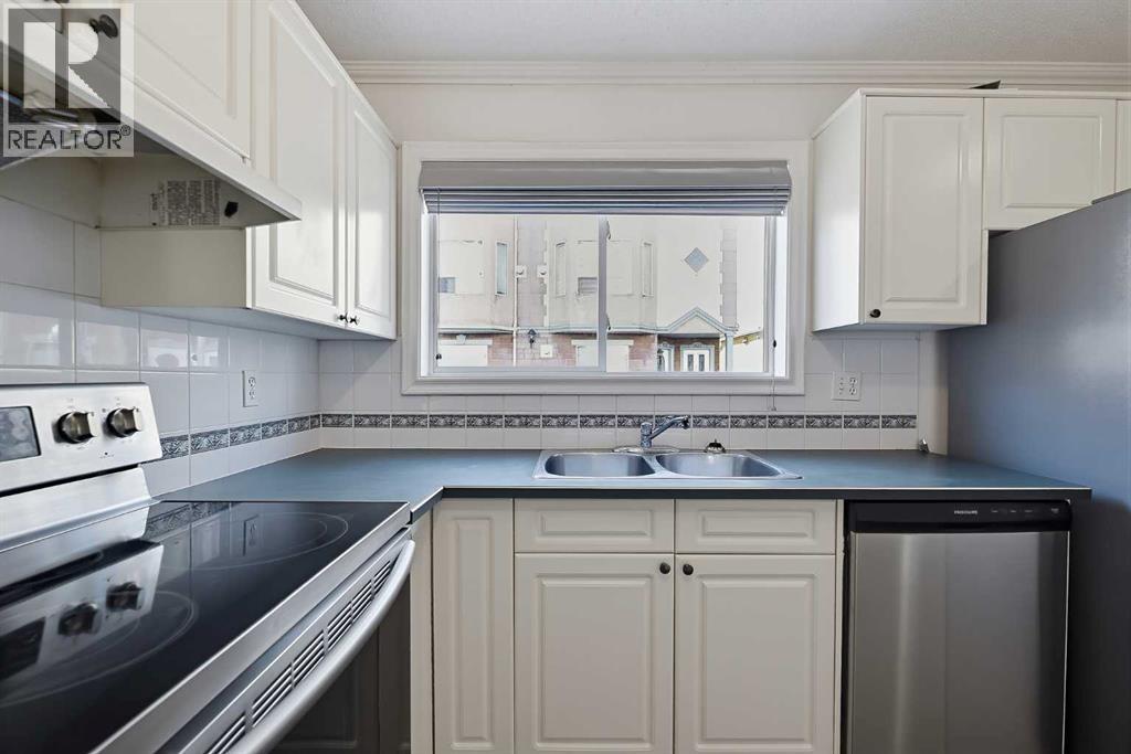 1215 15 Avenue SW - photo 12