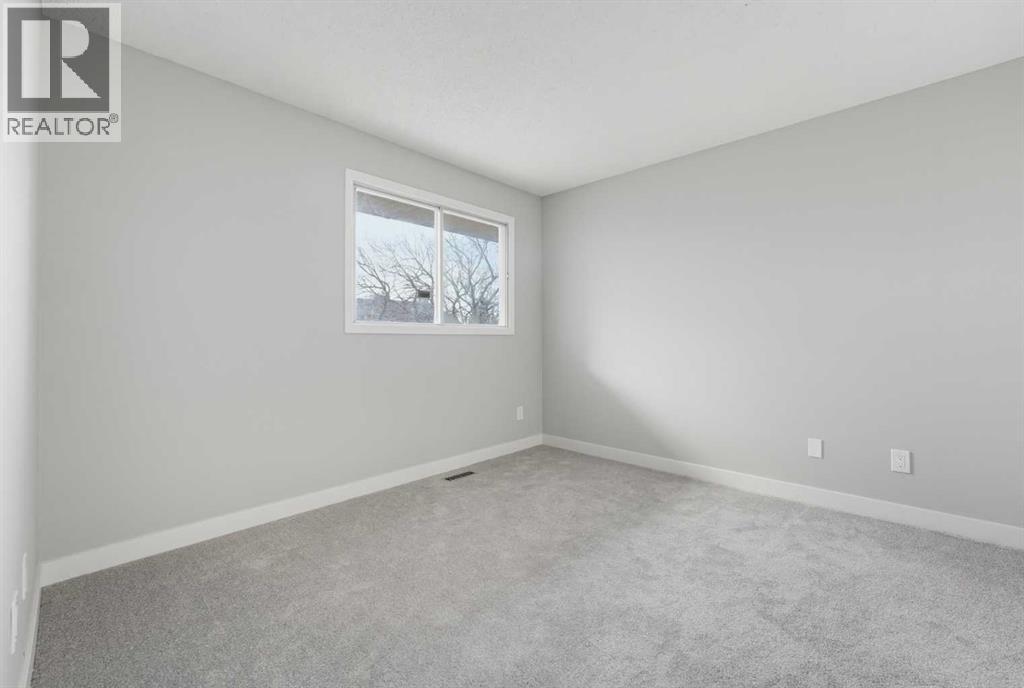 98, 2519 38 Street NE photo 15