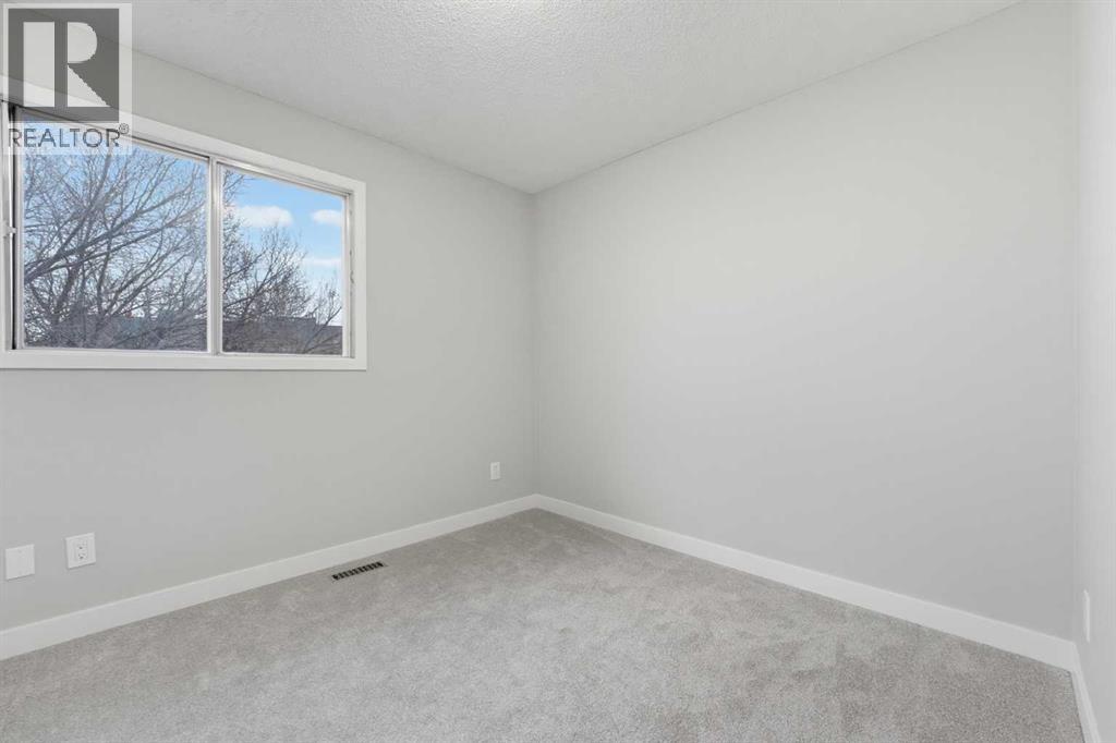 98, 2519 38 Street NE photo 18