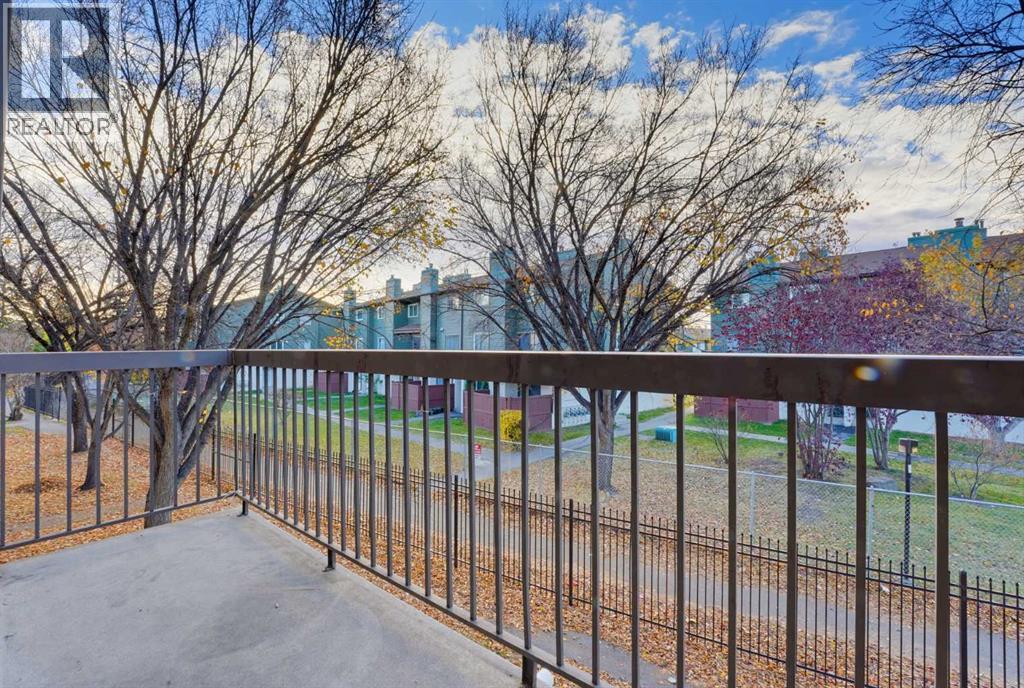 98, 2519 38 Street NE photo 21
