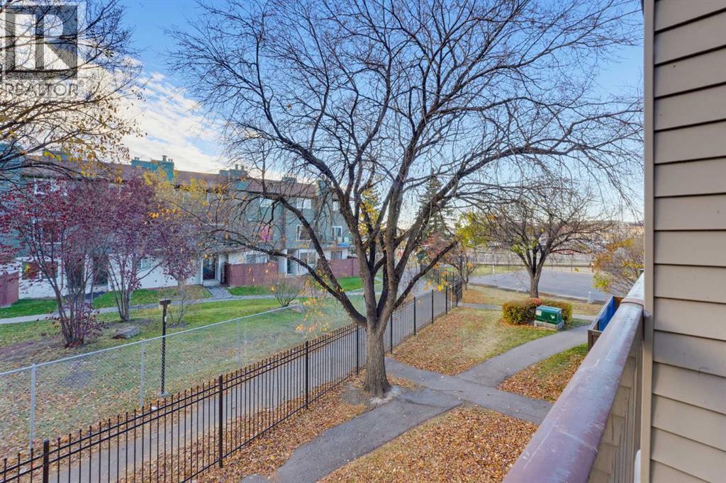 98, 2519 38 Street NE photo 23