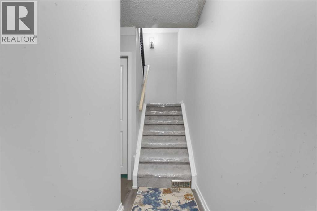 98, 2519 38 Street NE photo 7