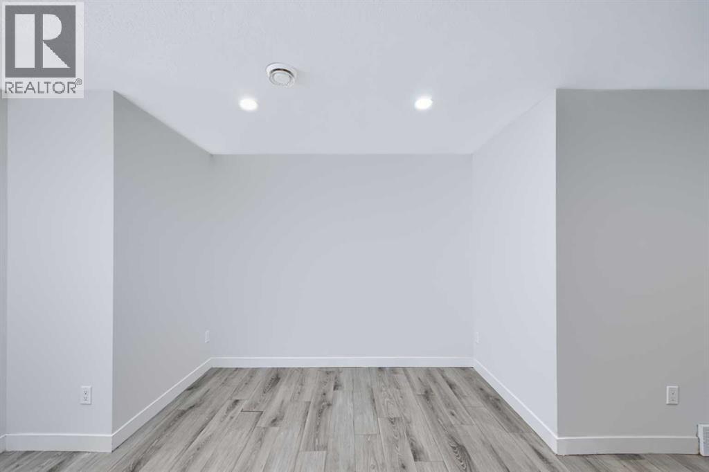 143 Amblefield Avenue NW photo 13