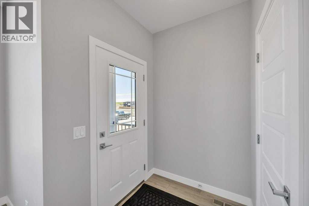 143 Amblefield Avenue NW photo 2