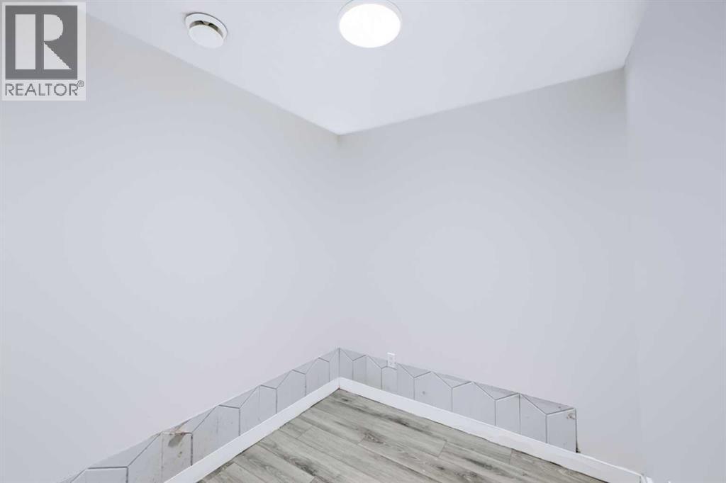 143 Amblefield Avenue NW photo 24