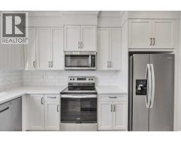 4pc Bathroom - 143 Amblefield Avenue Nw, Calgary, AB T3P2B8 Photo 8