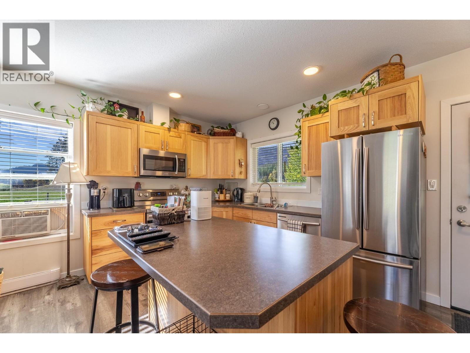 855 Fish Lake Road, Summerland
