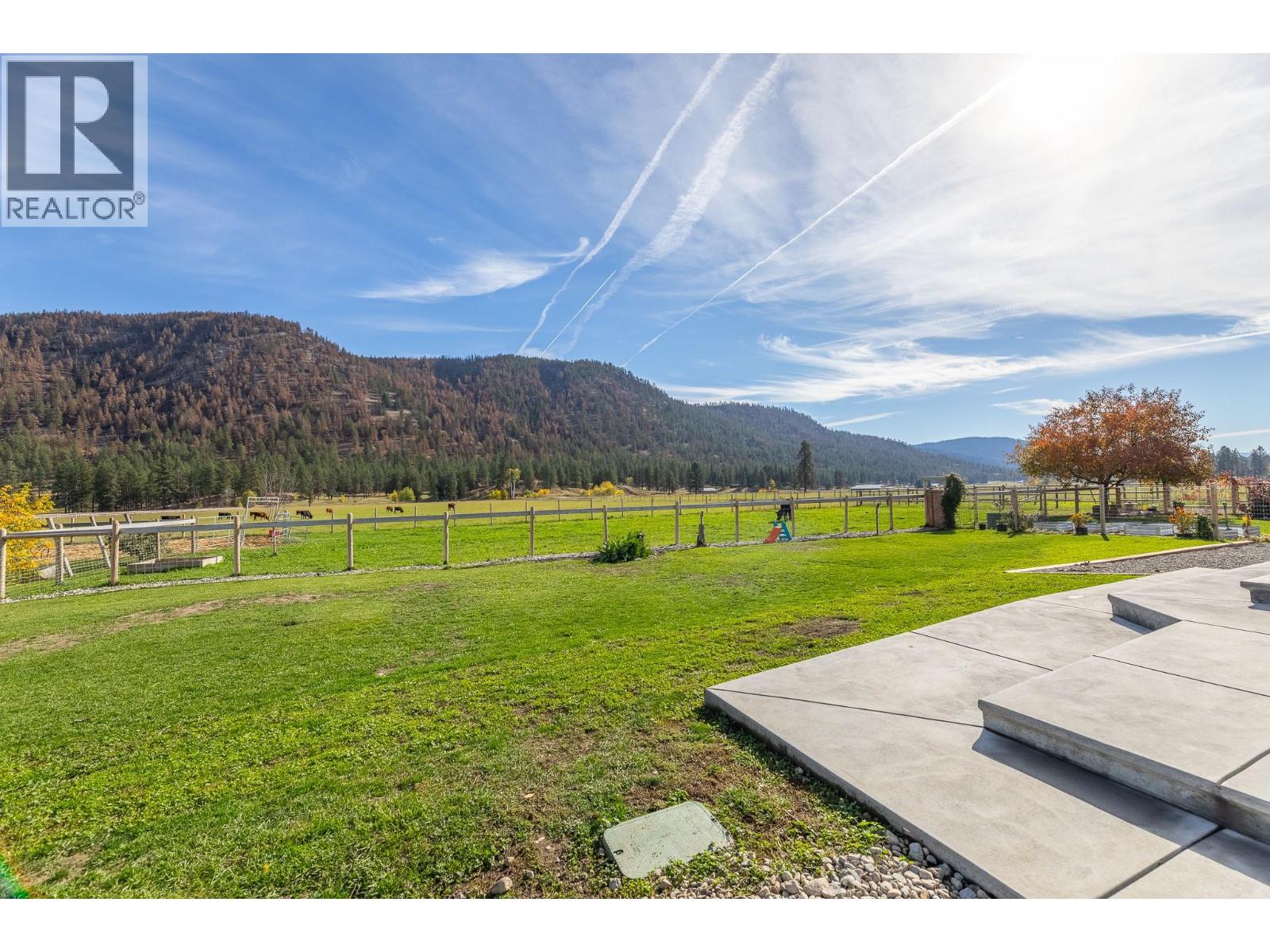 855 Fish Lake Road, Summerland