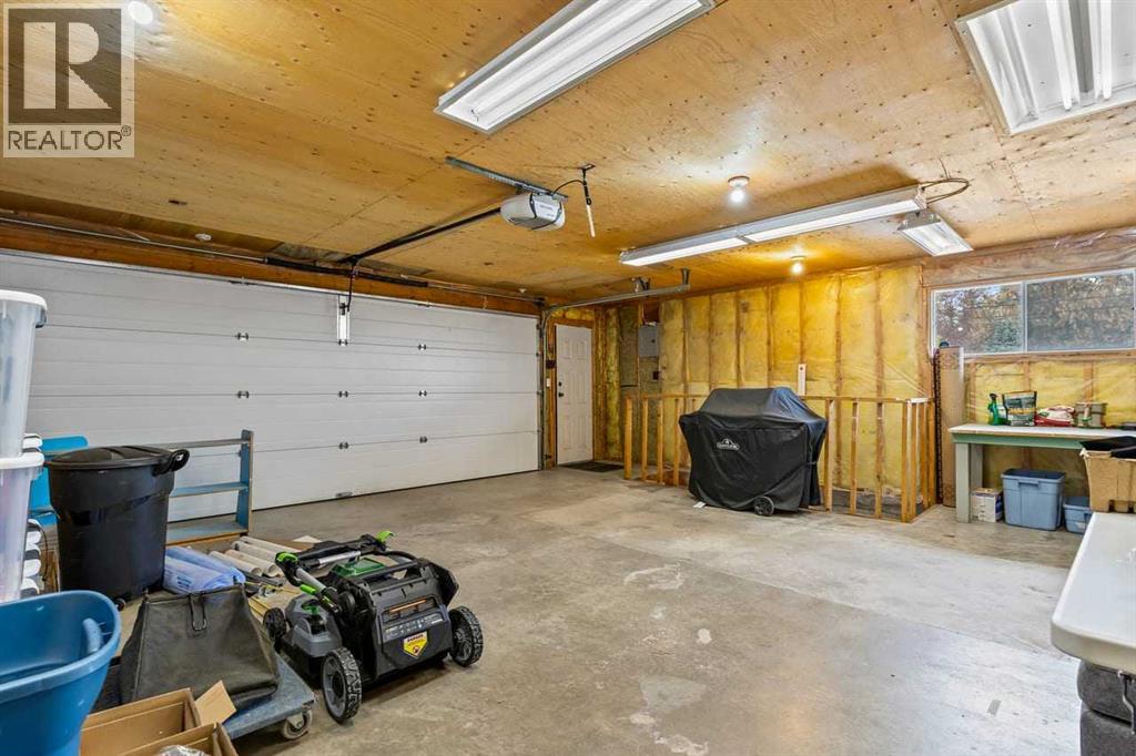 232 Lake Wapta Rise SE - photo 25