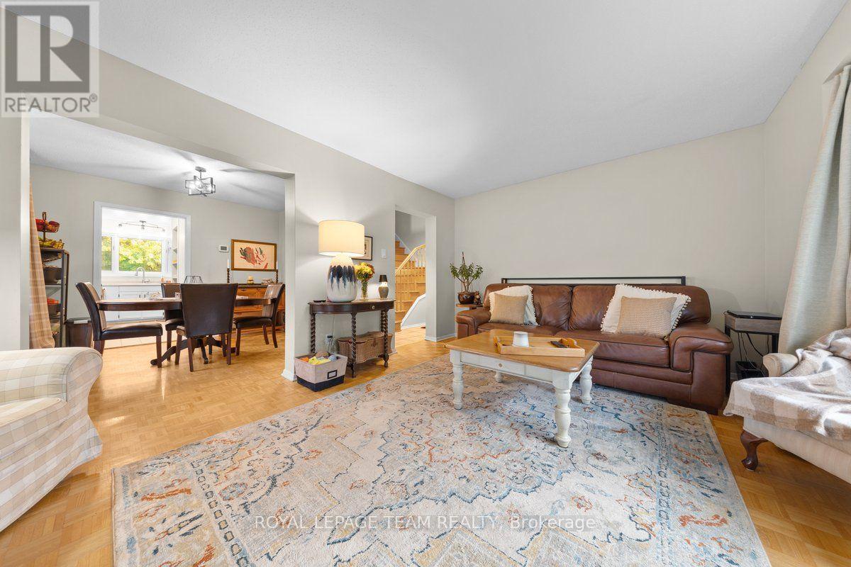 53 MEADOWBANK DRIVE, Ottawa — photo 8