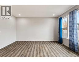 5pc Bathroom - 62 Wolf Hollow Way Se, Calgary, AB T2X1T8 Photo 10
