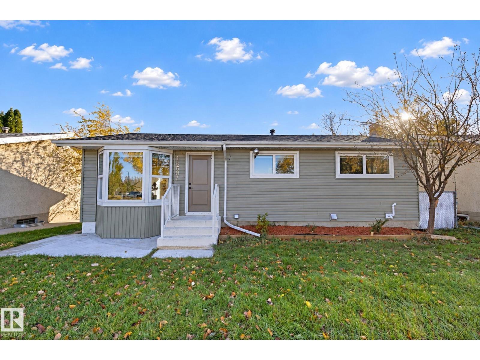 16507 91 Av NW photo 4 — MLS® E4513362