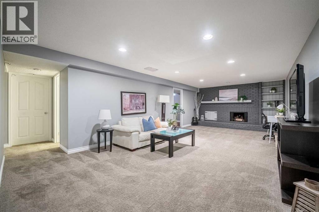 216 Lake Erie Place SE - photo 35