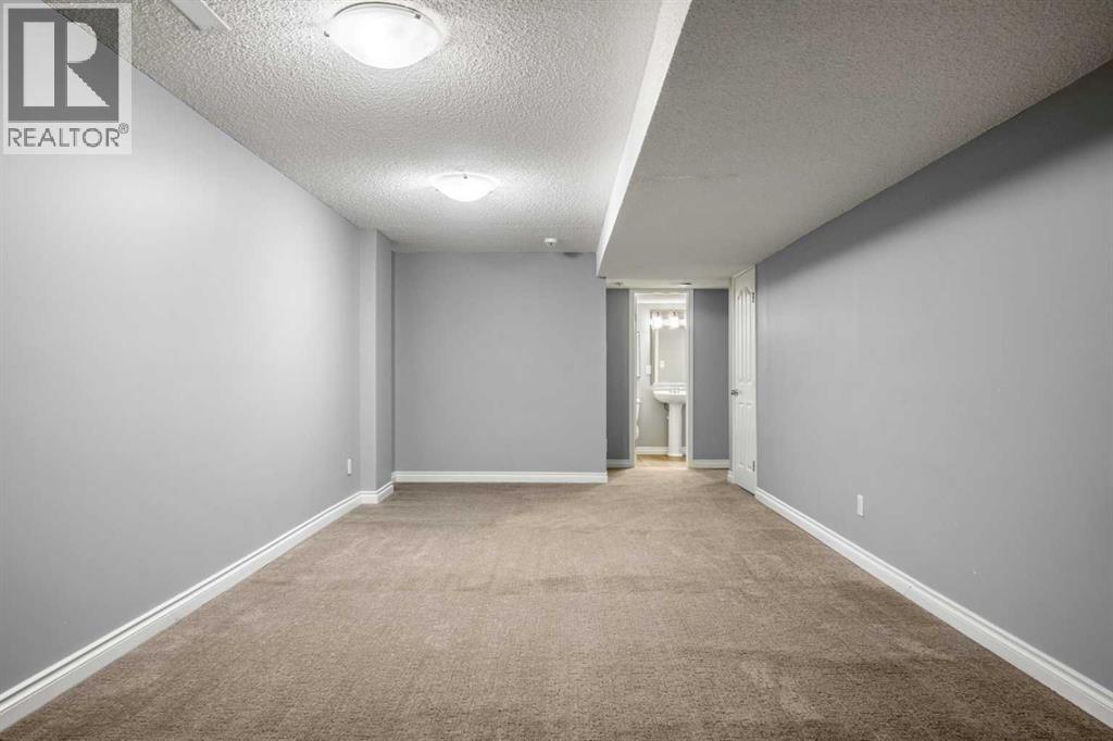 216 Lake Erie Place SE - photo 41