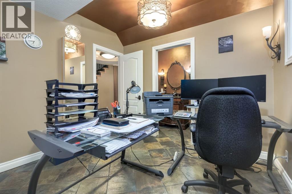 48 Valley Crest Gardens NW - photo 32