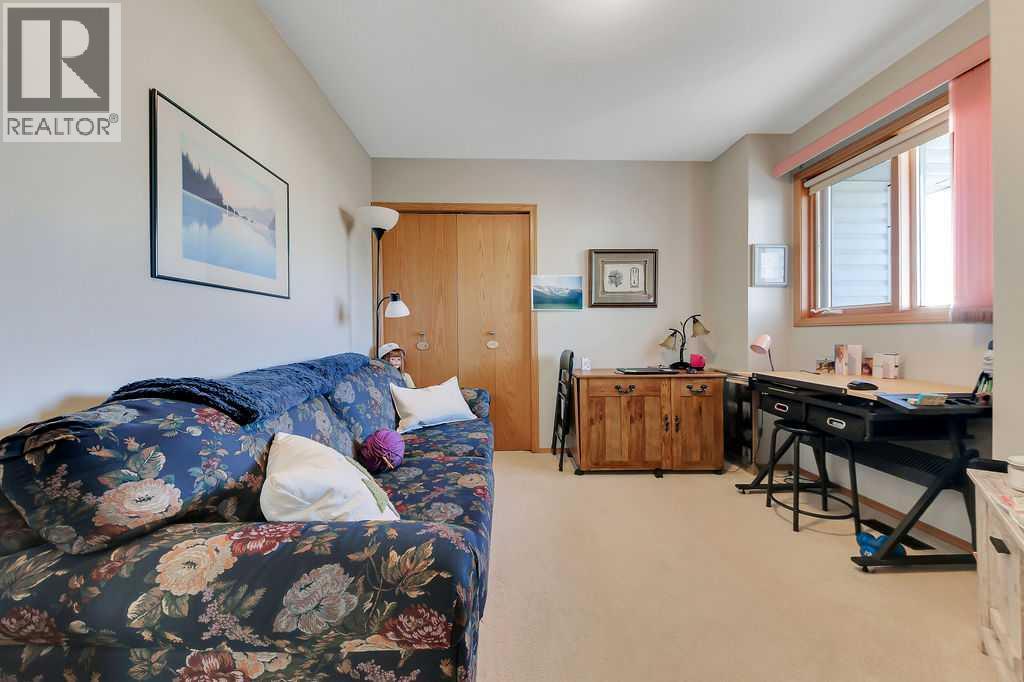 Bedroom 2 or Den