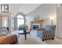 Bedroom - 142 Doran Crescent, Red Deer, AB T4R1M9 Photo 9
