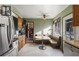 3pc Ensuite bath - 2309 Nechako Drive, Kamloops, BC V2E1T8 Photo 12