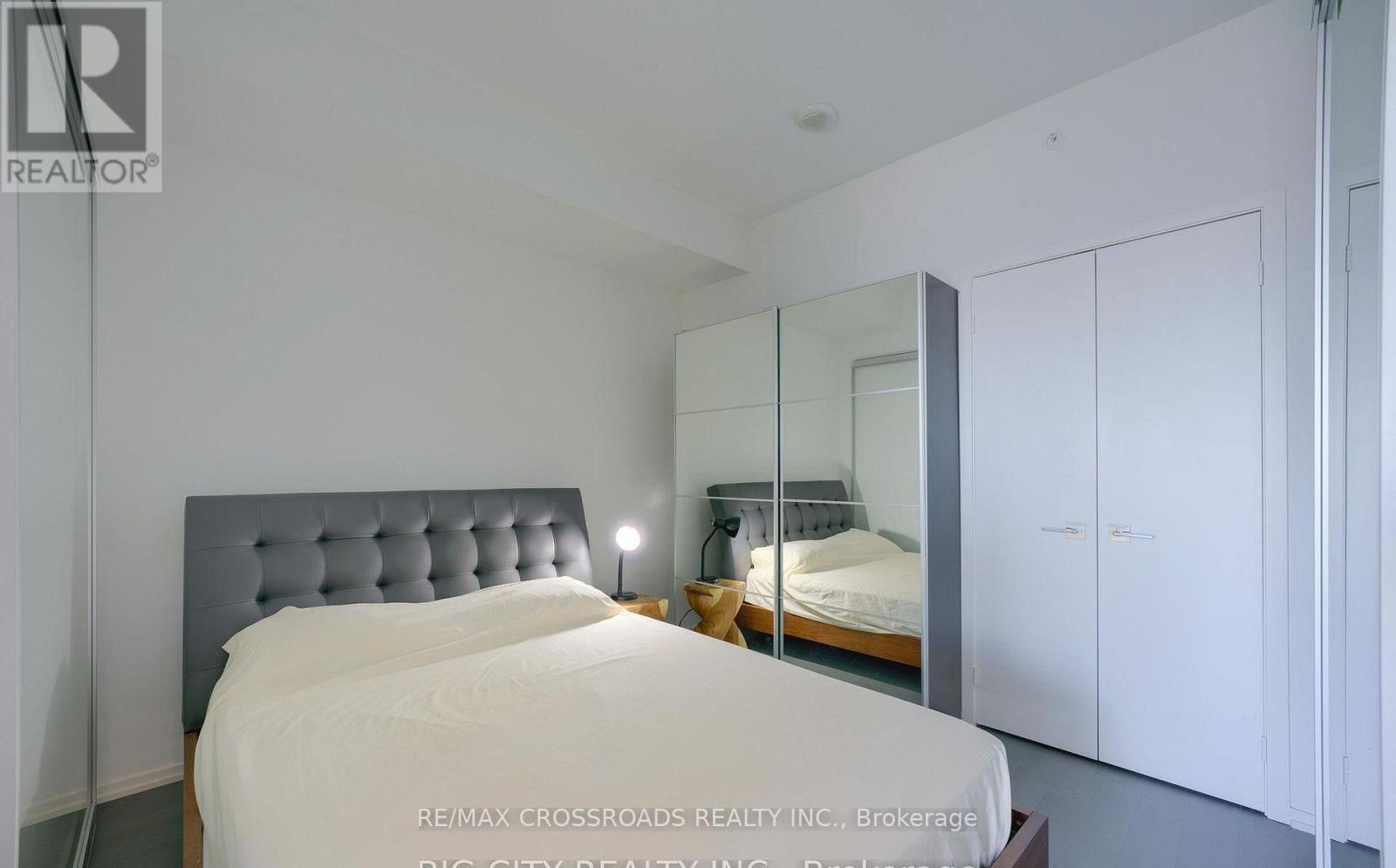 4014 - 70 TEMPERANCE STREET, Toronto (Bay Street Corridor) — photo 7