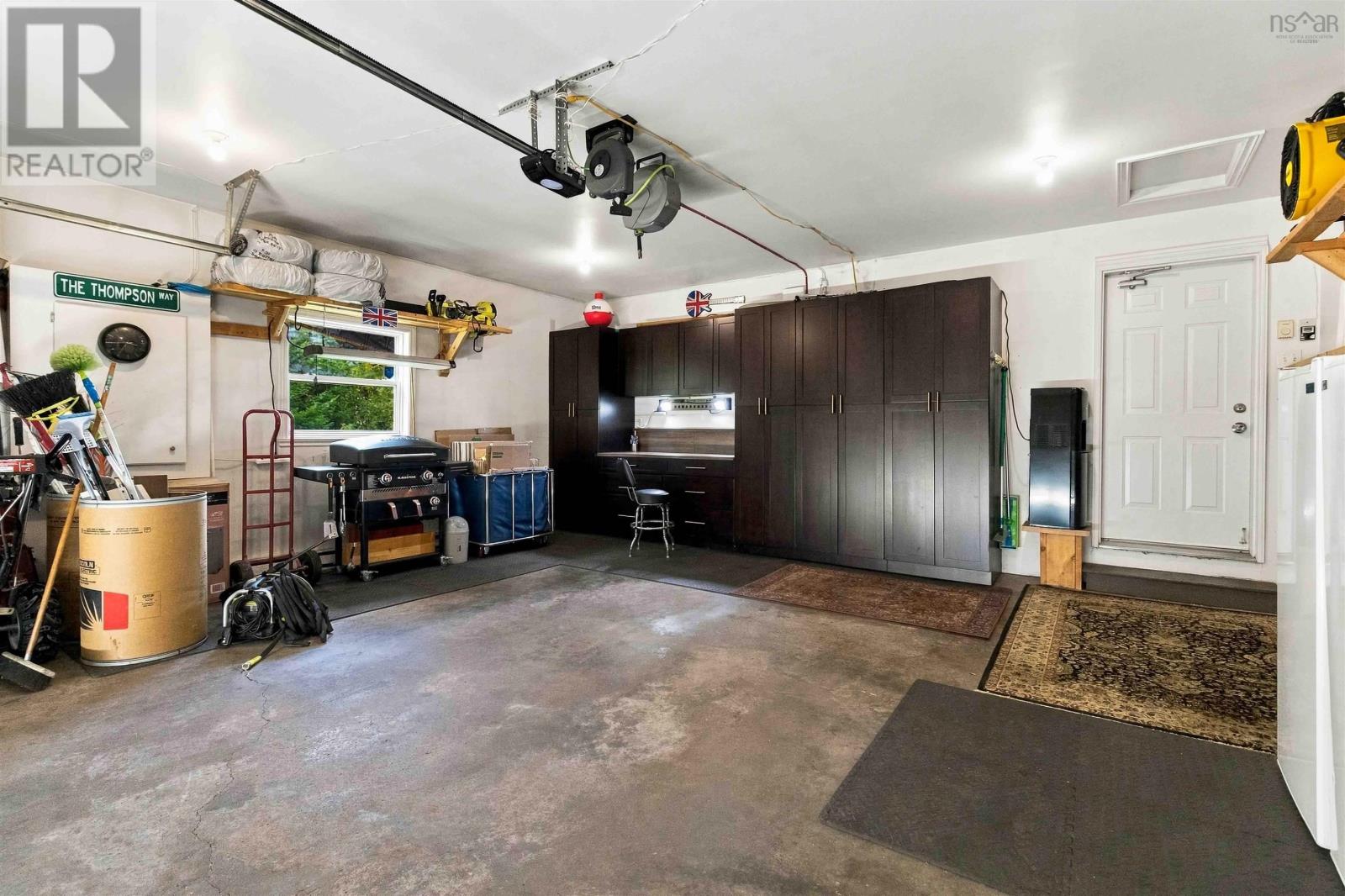254 Robert Street - 41