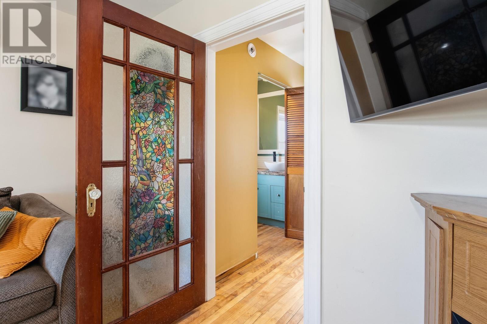 610 King Street - 20