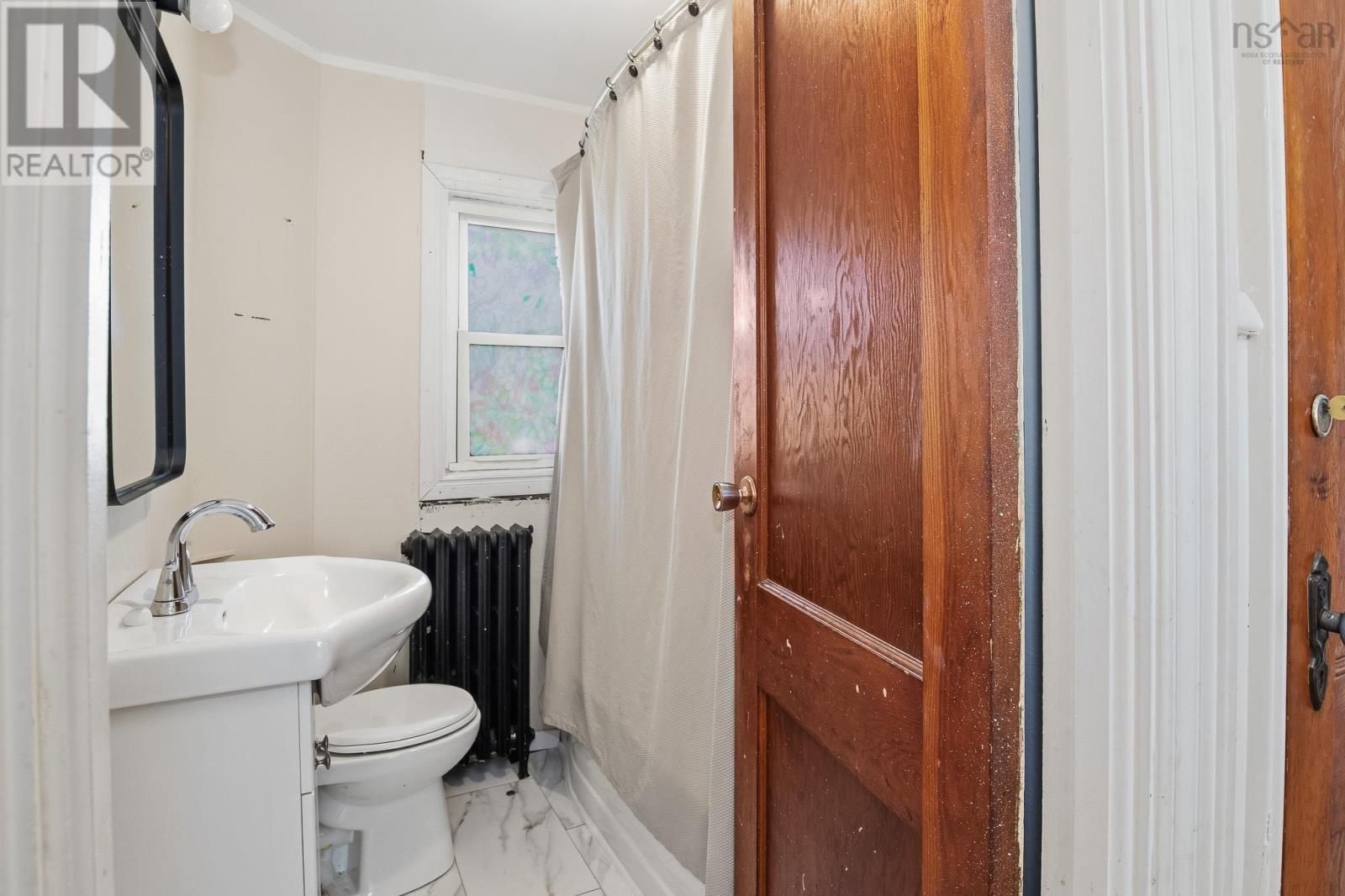 610 King Street - 31