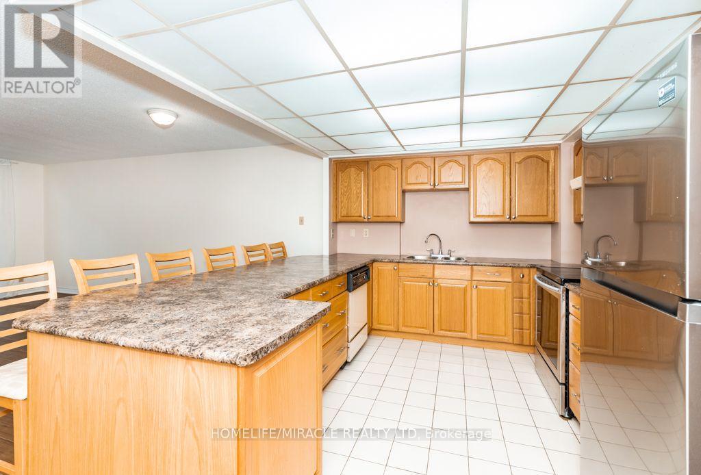 #102 8 SILVER BELL GROVE - 15