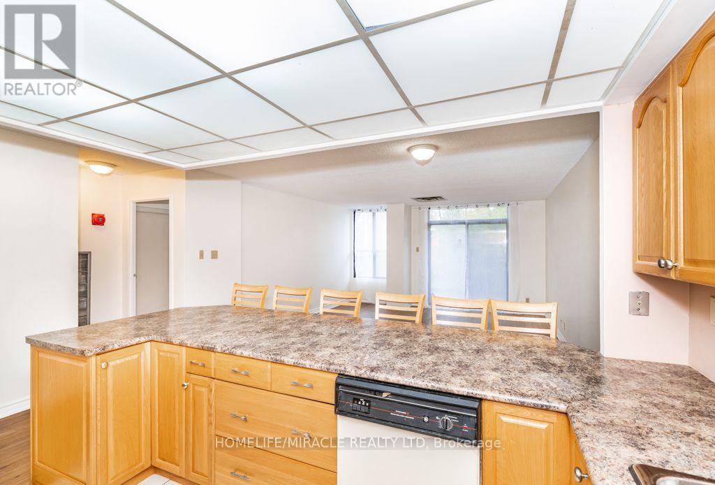 102- 8 Silver bell Grove, Toronto, ON photo 17