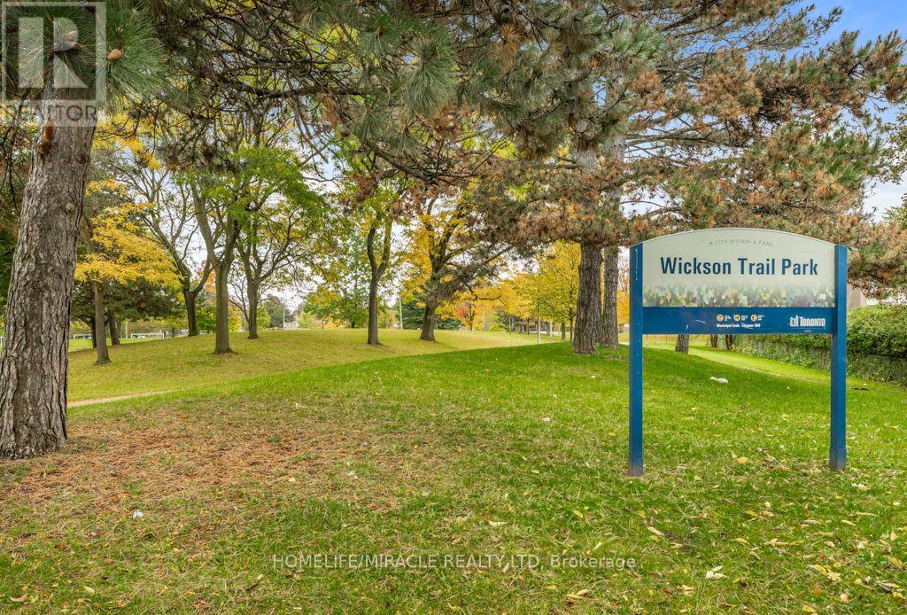 102- 8 Silver bell Grove, Toronto, ON photo 36