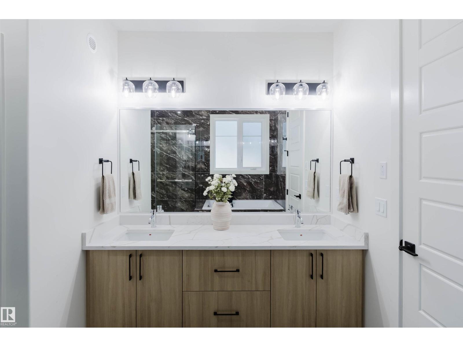 8519 183 Avenue NW, photo 31
