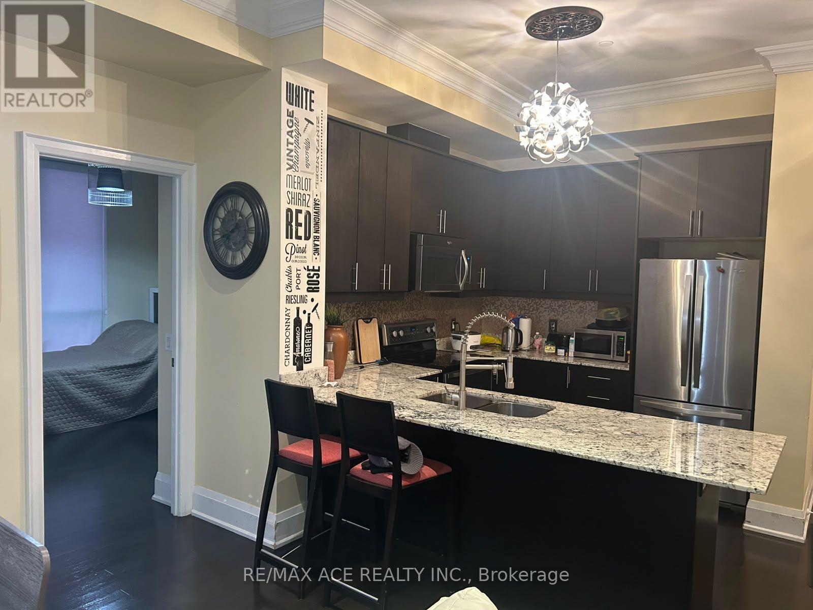 UPH 01 - 9500 MARKHAM ROAD, Markham (Wismer) — photo 5