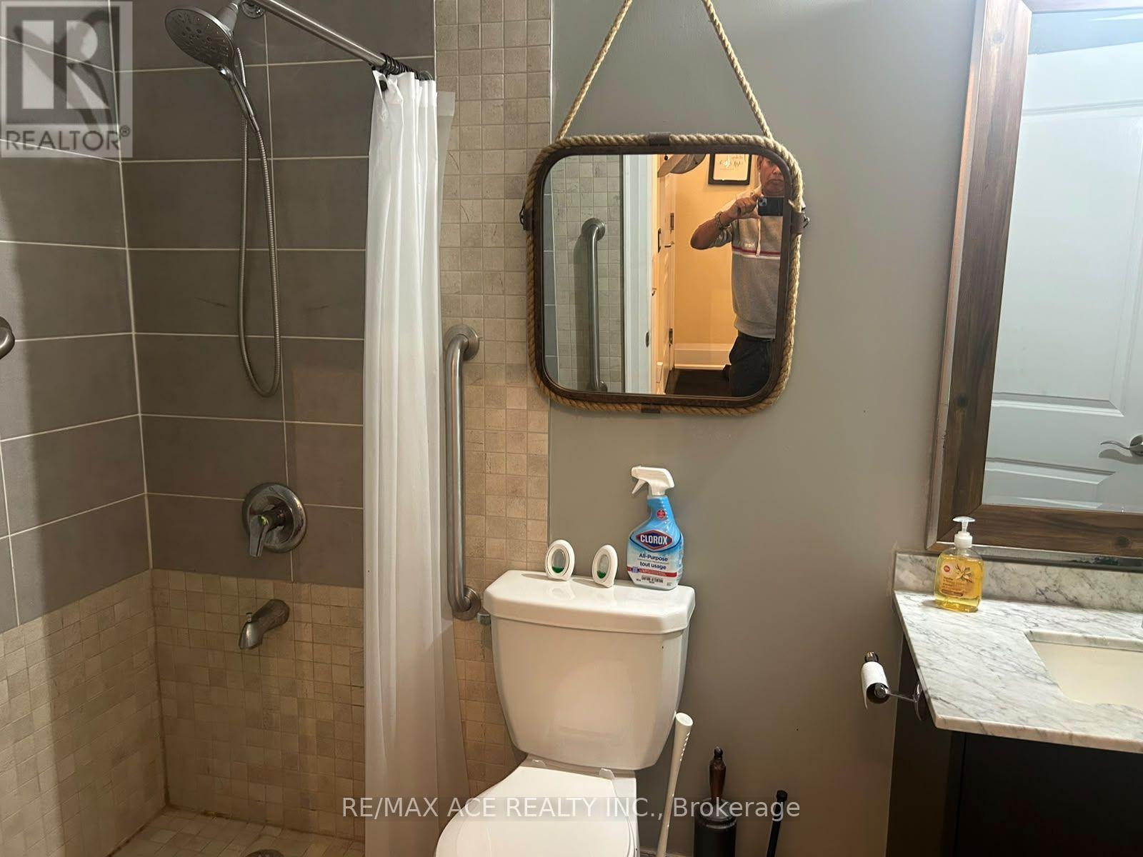 UPH 01 - 9500 MARKHAM ROAD, Markham (Wismer) — photo 9