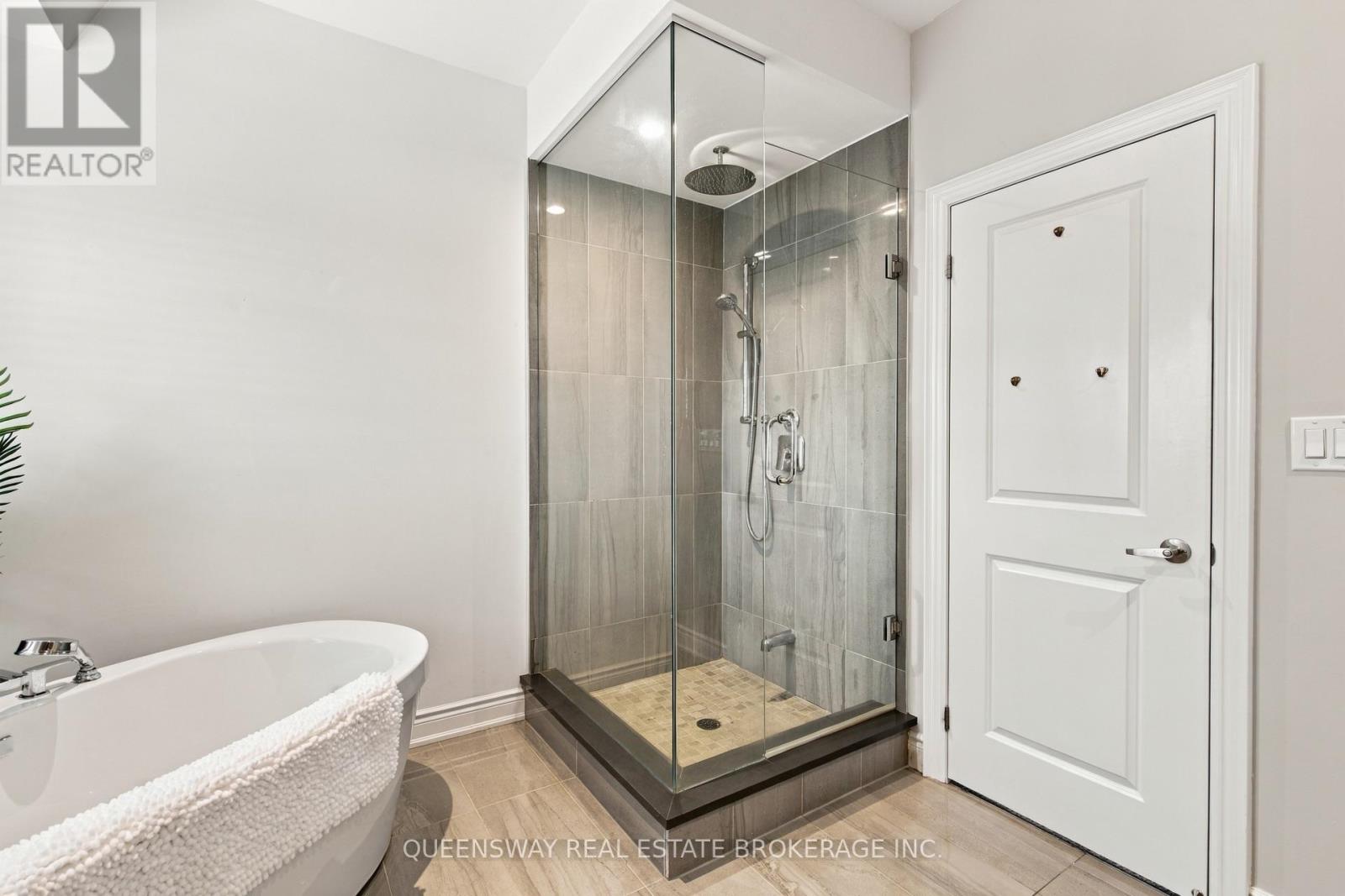 37 Twenty Ninth Street, Toronto, ON photo 29