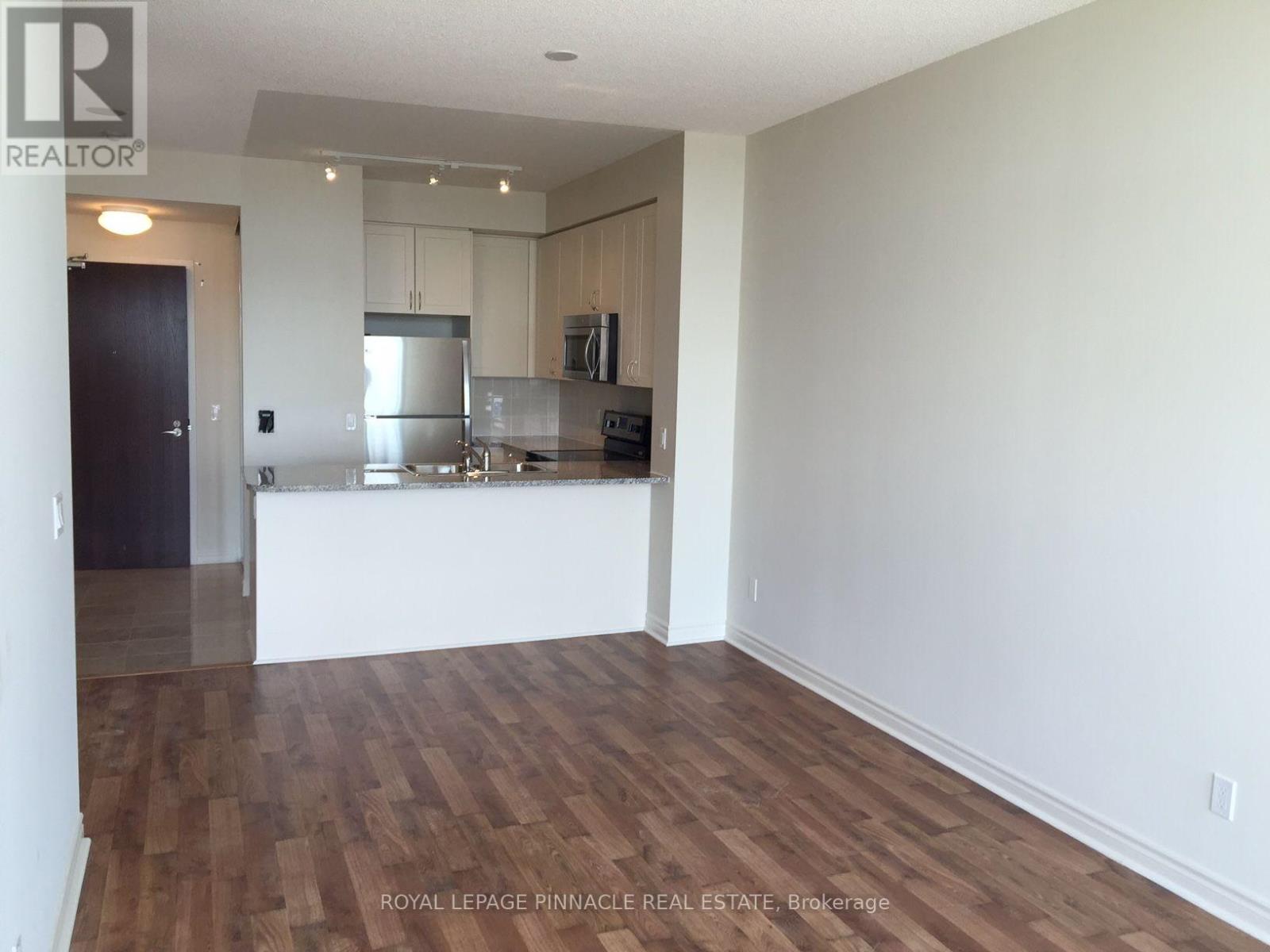 2011 - 339 RATHBURN ROAD W, Mississauga (Creditview) — photo 6