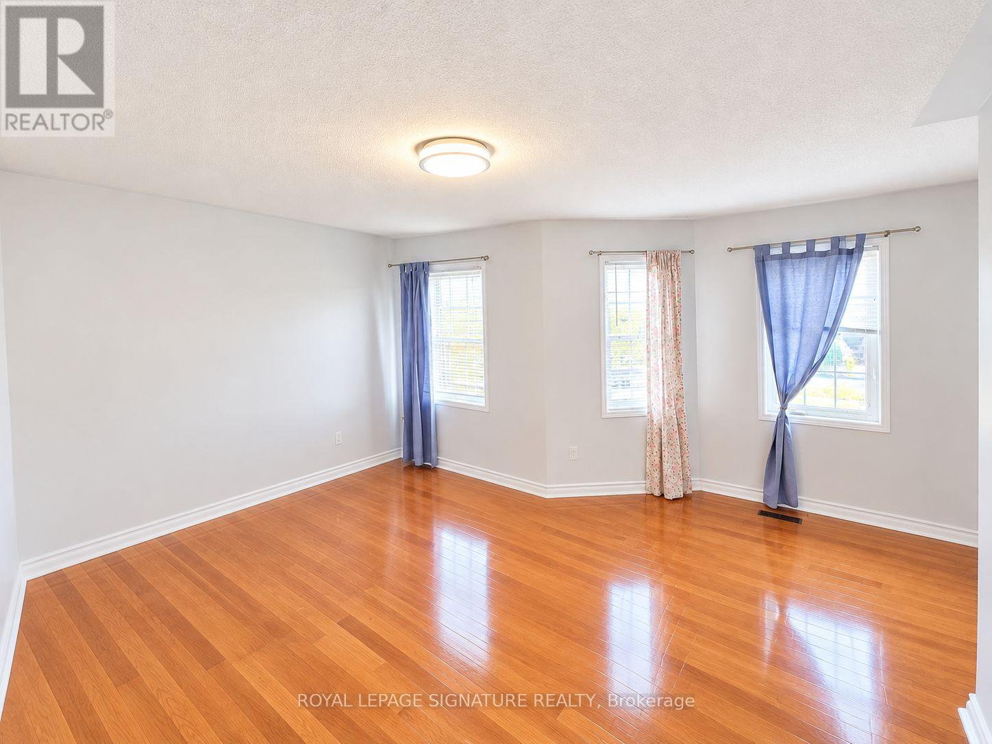 454 Huntington Ridge Drive — photo 14