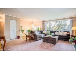 Main 19741 54a Avenue, Langley, BC V3A3W4 Photo 9