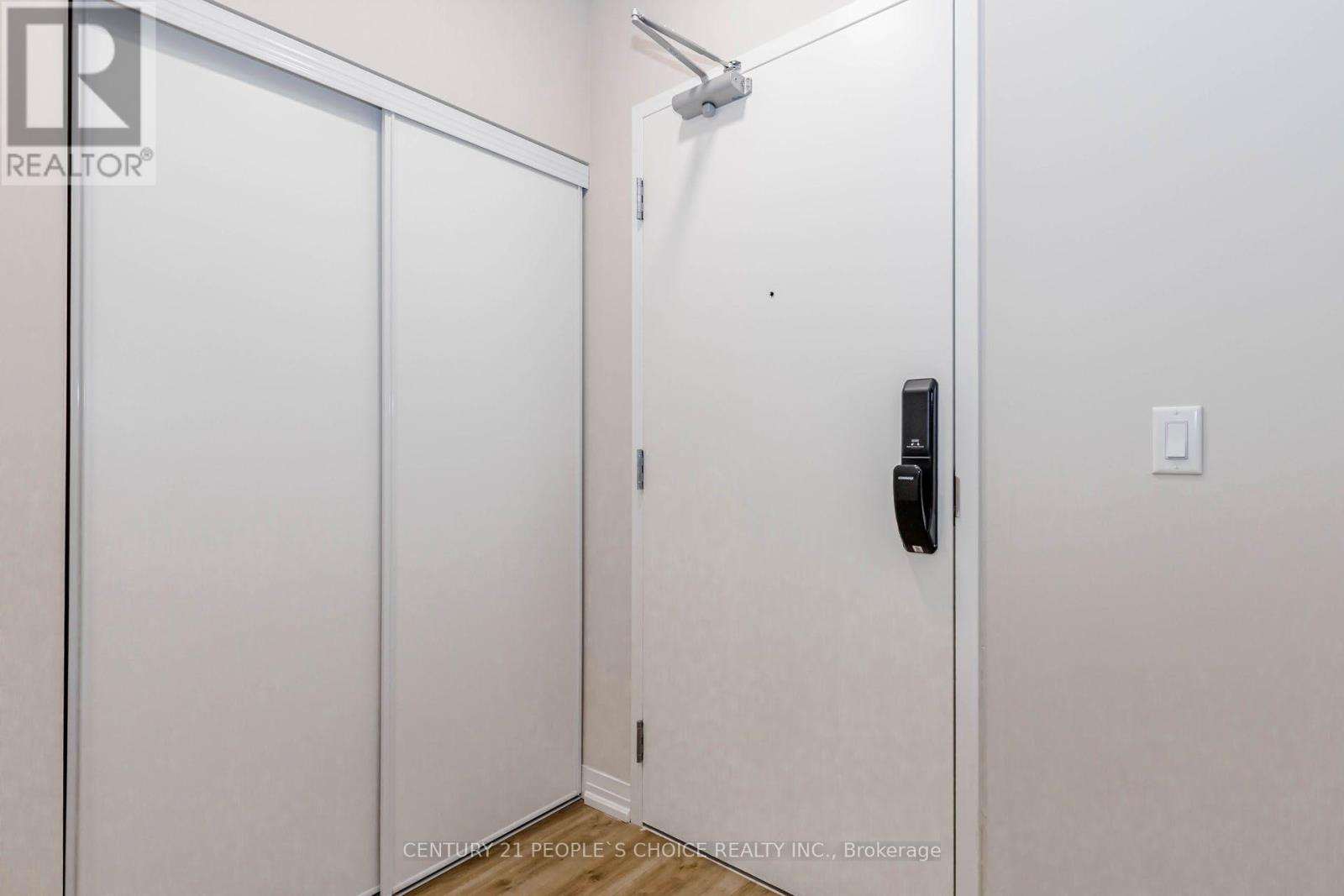 #206 50 HERRICK AVENUE - 11