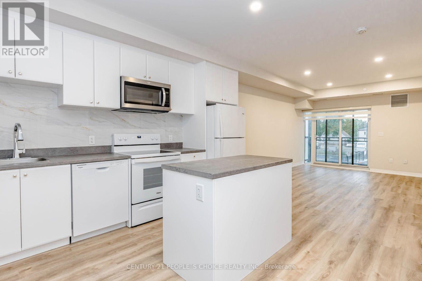 #206 50 HERRICK AVENUE - 15