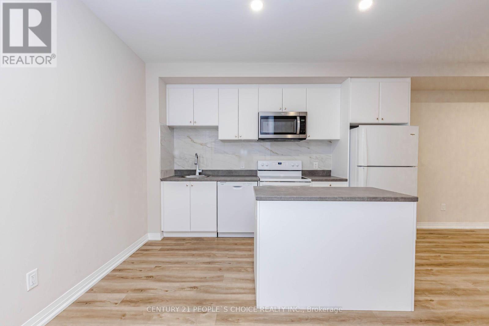 #206 50 HERRICK AVENUE - 16